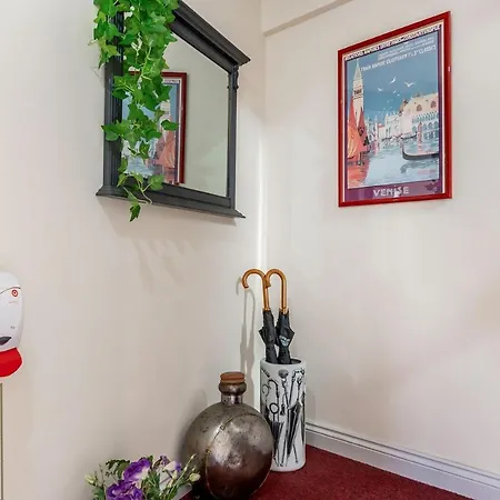 Dragon Loft Apartment